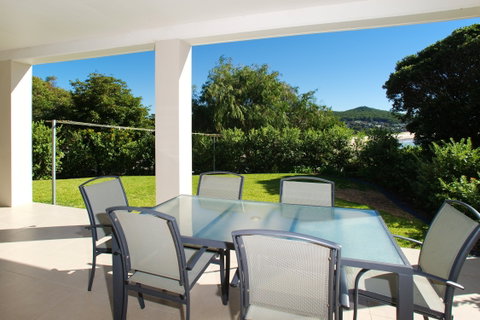 Fingal Bay Beach House - Accommodation Great Ocean Road 0