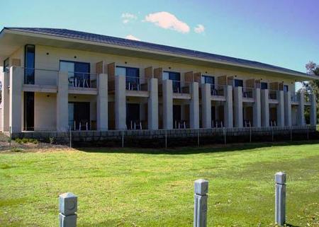 Comfort Inn Yanchep - Accommodation Great Ocean Road 2