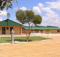 Tressie's Museum and Caravan Park - Accommodation Great Ocean Road