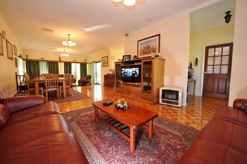 Homestead Bed And Breakfast - Accommodation Great Ocean Road 2
