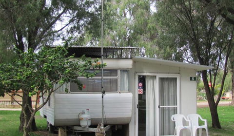 Lake Clifton Caravan Park - Accommodation Great Ocean Road 3