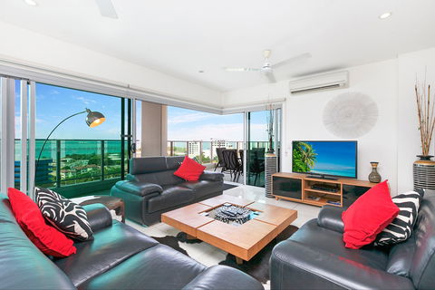 Beachlife Sands 3 Bedroom Harbour View Apartment - Accommodation Great Ocean Road 1
