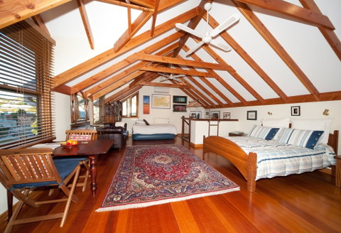 An Oasis In The City - Accommodation Great Ocean Road 1