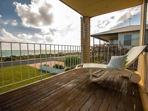 Beachside At Silver Sands - Accommodation Great Ocean Road 0