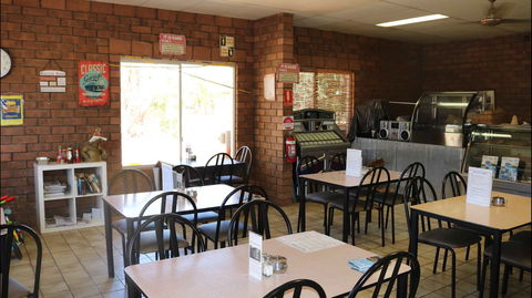 Mataranka Roadhouse And Cabins - Accommodation Great Ocean Road 0