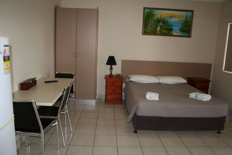 Molika Springs Motel Moree - Accommodation Great Ocean Road 2