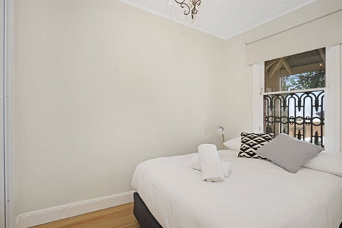 Newcastle Executive Homes - Oceanview Terrace - Accommodation Great Ocean Road 1