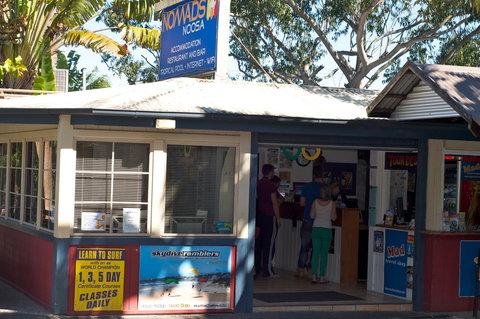 Nomads Noosa - Accommodation Great Ocean Road 1