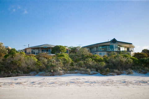 Island Beach Lodge - Accommodation Great Ocean Road 0