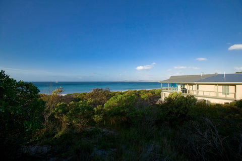 Island Beach Lodge - Accommodation Great Ocean Road 2