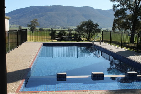 Mountain View Motel Corryong - Accommodation Great Ocean Road 1