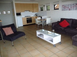 On The Esplanade - Accommodation Great Ocean Road 3