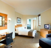 Holiday Inn Old Sydney - Accommodation Great Ocean Road