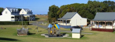 Belfast Cottages - Accommodation Great Ocean Road 1