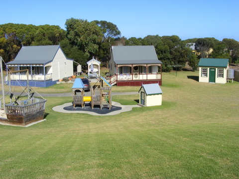 Belfast Cottages - Accommodation Great Ocean Road 9