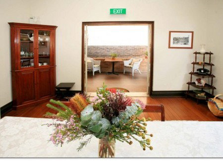 The Bank Guest House & Tellers Restaurant - Accommodation Great Ocean Road 4