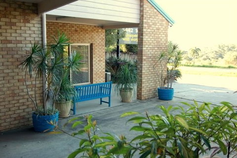 Sunshine Coast Motor Lodge - Accommodation Great Ocean Road 2