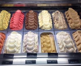 Estabar Gelati And Espresso Bar - Accommodation Great Ocean Road 2