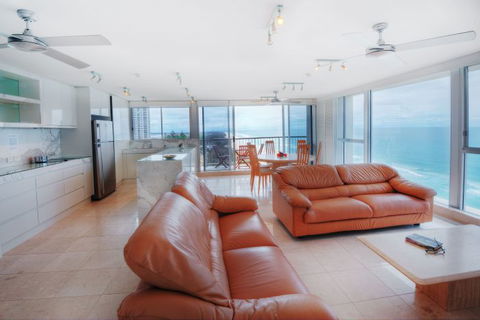 Golden Sands On Main Beach - Accommodation Great Ocean Road 21