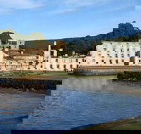 Small-Group Tour from Hobart Tasmania Convict Trail and Port Arthur Day Trip - Accommodation Great Ocean Road