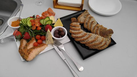 Fresh From The Ocean: Tasmanian Seafood Gourmet Full-Day Cruise Including Lunch - Accommodation Great Ocean Road 8
