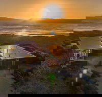 Bruny Island 3-Day Guided Walk with Wine and Cheese Tasting - Accommodation Great Ocean Road