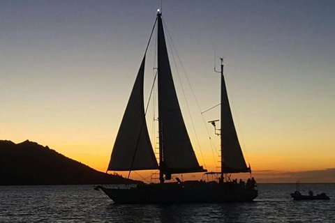 Magnetic Island Sunset Sail - Accommodation Great Ocean Road 0