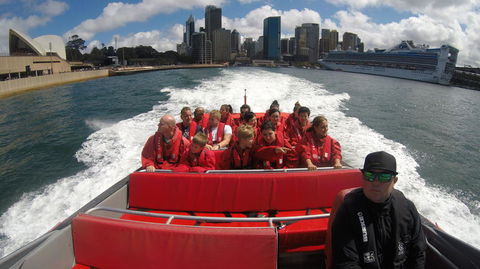 Sydney Harbour Jet Boat Thrill Ride: 30 Minutes - Accommodation Great Ocean Road 11