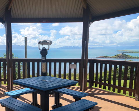 Bowen - Flagstaff Hill Lookout - Accommodation Great Ocean Road 1