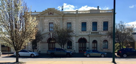 Naracoorte Town Hall - Accommodation Great Ocean Road 0