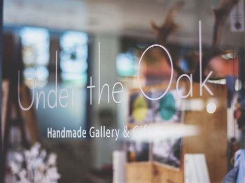 Under The Oak Handmade Gallery And Gifts - Accommodation Great Ocean Road 0