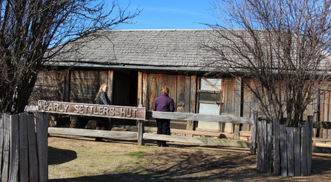 Early Settlers Hut - Accommodation Great Ocean Road 1