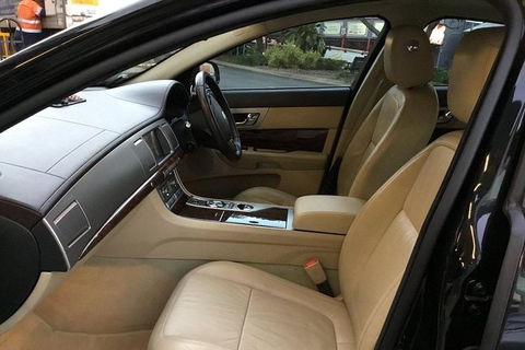 Jaguar Limousine Transfer Cairns Airport To City Or Return - Accommodation Great Ocean Road 7