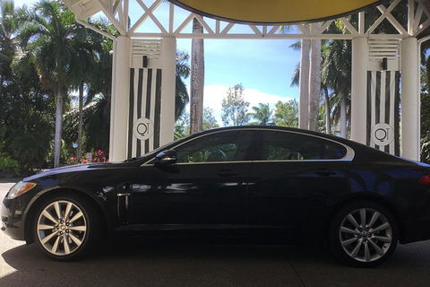 Jaguar Limousine Transfer Cairns Airport To City Or Return - Accommodation Great Ocean Road 2