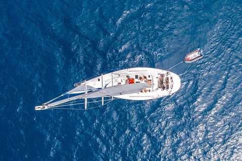 Small-Group Queensland Full-Day Sail Retreat Experience - Accommodation Great Ocean Road 5