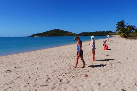 Small-Group Queensland Full-Day Sail Retreat Experience - Accommodation Great Ocean Road 7