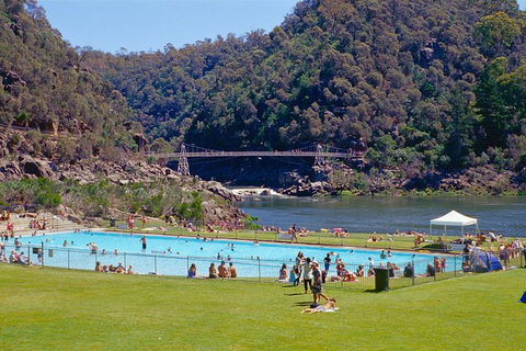 Launceston Wine & Sightseeing Tours - Accommodation Great Ocean Road 1