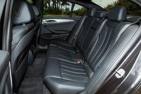 Arrival Private Transfer Melbourne Airport MEL To Melbourne City By Business Car - Accommodation Great Ocean Road 3