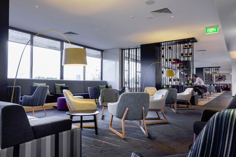 MRepublic Restaurant, Bar And Lounge - Accommodation Great Ocean Road 9