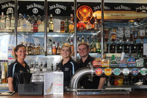 PAUL'S SEAFOOD ON GOUGER - Accommodation Great Ocean Road 2