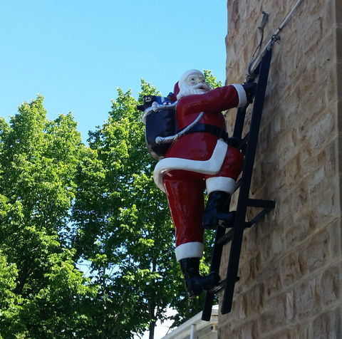 Hahndorf Christmas Market Walking Tours - Accommodation Great Ocean Road 1