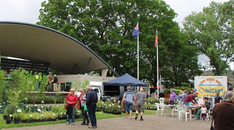 Cooma Rotary Markets - Accommodation Great Ocean Road 2