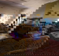 Hotel Blue - Accommodation Great Ocean Road