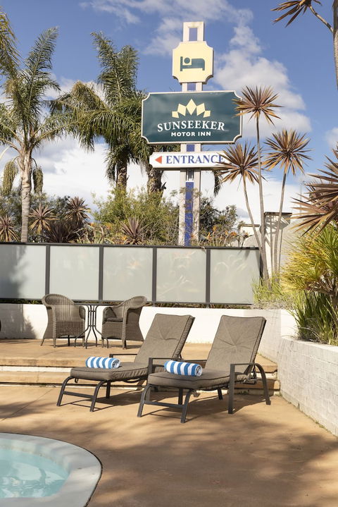 Sunseeker Motor Inn - Accommodation Great Ocean Road 2