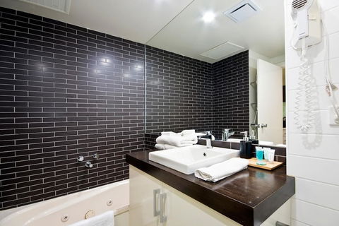 Lorne Bay View Motel - Accommodation Great Ocean Road 3