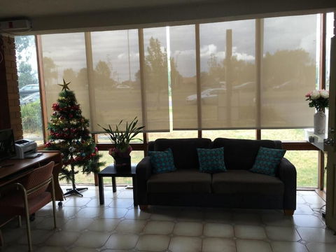 Essendon Motel - Accommodation Great Ocean Road 2