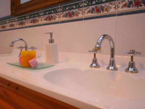 Quayside Cottages - Accommodation Great Ocean Road 2