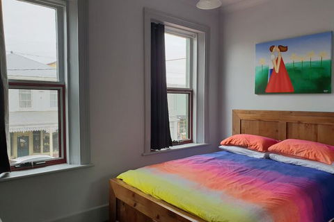 Latrobe Art Apartments - Accommodation Great Ocean Road 2