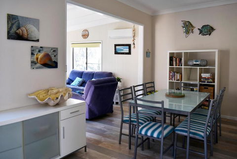 SHELLHARBOUR BEACH COTTAGE 1 Minute Walk To Beach Flags In Summer - Accommodation Great Ocean Road 5