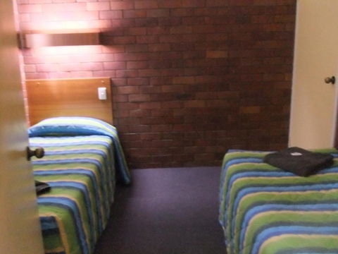 Golden West Motor Inn - Accommodation Great Ocean Road 1